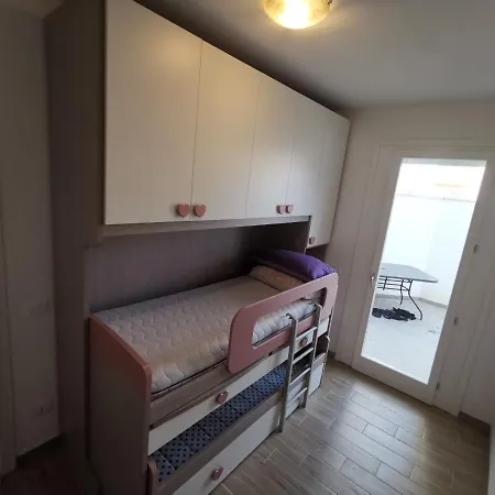 Casa Mare Via V. Emanuele *